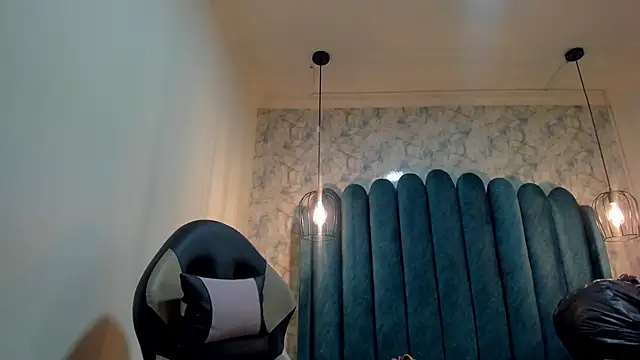 Snapshot of nalalye_cruzz_ chatting on October 3, 2:38 am nalalye cruzz online show from October 3, 2:38 am