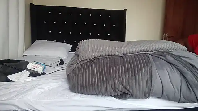  Nasty baiby online show from March 18, 6:07 am