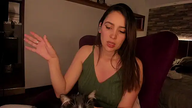 alicewilloww online show from October 2, 11:21 pm