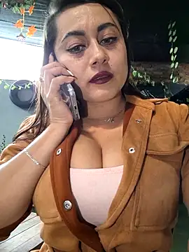 Snapshot of Oryk___ chatting on October 28, 7:30 pm Oryk online show from October 28, 7:30 pm