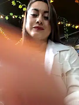 Snapshot of Oryk___ chatting on October 14, 6:43 pm Oryk online show from October 14, 6:43 pm