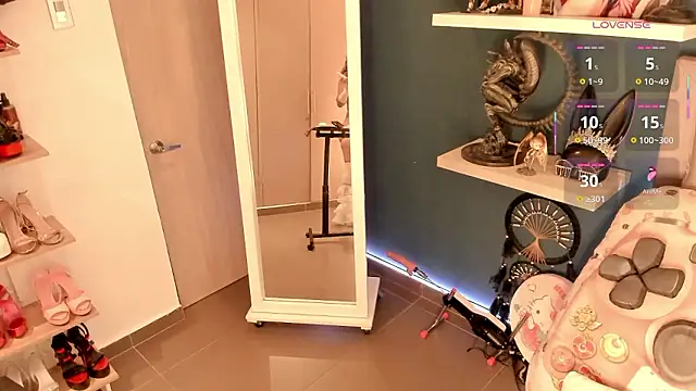 Orianna reed  online show from February 2, 9:36 pm