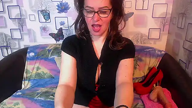 milfsexy online show from March 22, 12:11 pm