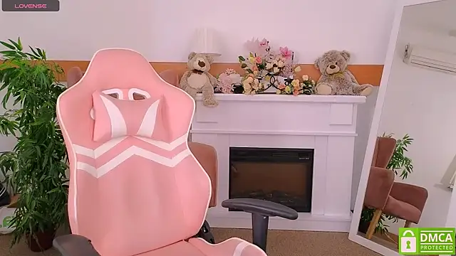 Grace and  Jacob online show from November 5, 7:02 am