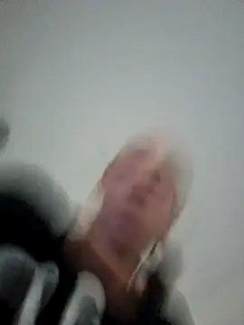 Snapshot of Wisie_Cutie chatting on October 15, 3:58 pm Wisie Cutie online show from October 15, 3:58 pm