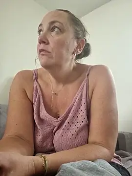 Snapshot of Wisie_Cutie chatting on October 4, 11:38 am Wisie Cutie online show from October 4, 11:38 am