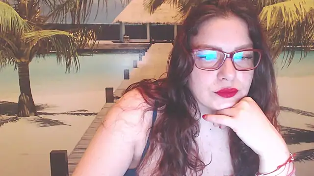 Queen  Natasha online show from May 23, 8:40 pm