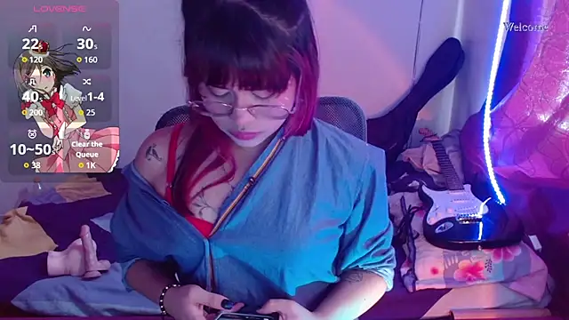 violetagrey  online show from November 10, 5:08 pm