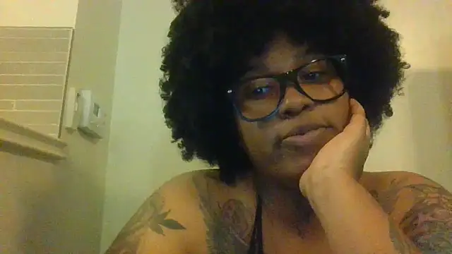 Snapshot of ShaBrimDaPornstar chatting on October 12, 7:16 pm ShaBrimDaPornstar online show from October 12, 7:16 pm