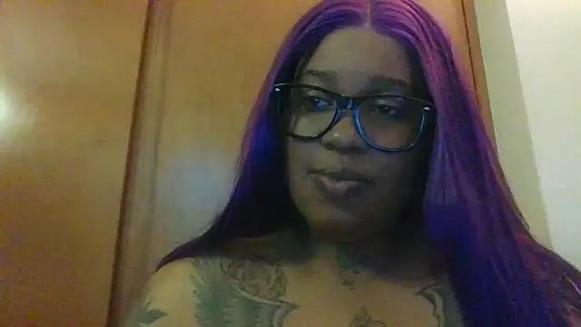 Snapshot of ShaBrimDaPornstar chatting on October 17, 6:44 pm ShaBrimDaPornstar online show from October 17, 6:44 pm