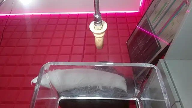 sammyEvans   online show from January 18, 8:49 pm