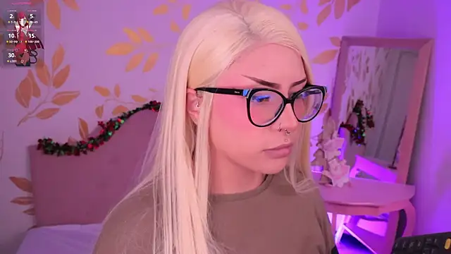 Misselektra   online show from December 18, 5:01 am