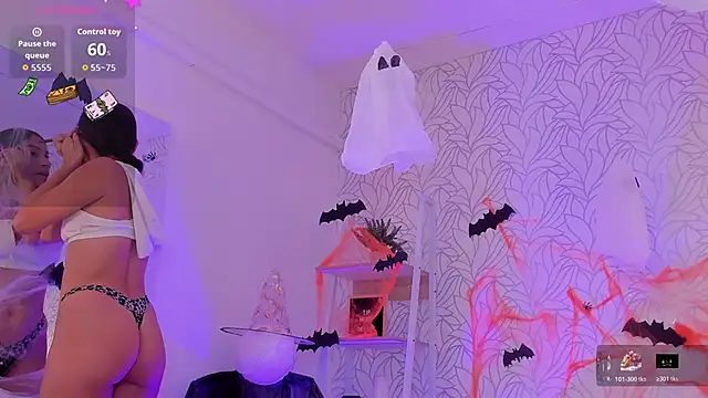 Snapshot of ayy_falcon chatting on October 29, 7:38 pm ayy falcon online show from October 29, 7:38 pm