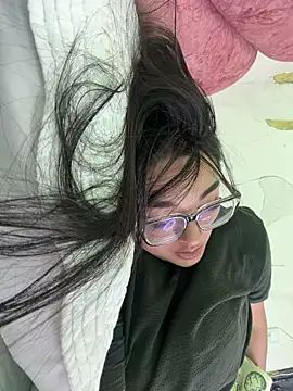 CelesteBrucee online show from April 11, 1:44 am