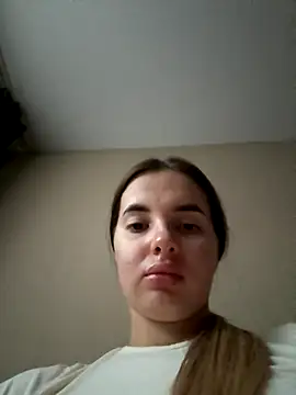 Donna Evans online show from November 2, 3:21 am