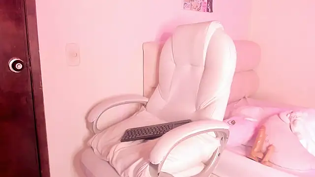 Snapshot of Anahi_falcon chatting on September 12, 7:10 pm Anahi falcon online show from September 12, 7:10 pm