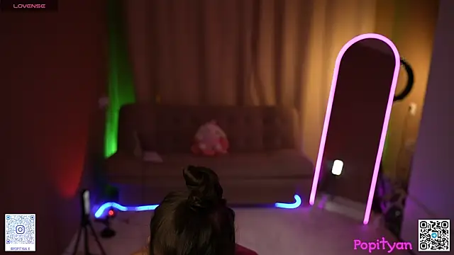 popityan1 online show from April 5, 11:09 am