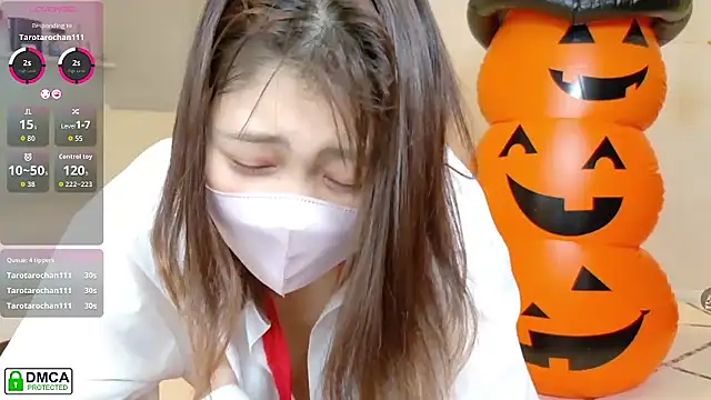 Snapshot of SUZU_ chatting on October 1, 1:38 pm SUZU  online show from October 1, 1:38 pm