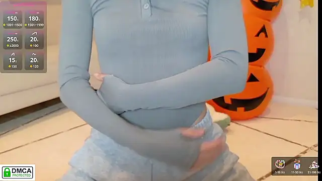 Snapshot of SUZU_ chatting on October 22, 3:06 pm SUZU  online show from October 22, 3:06 pm