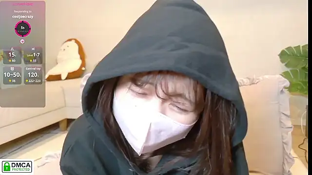 SUZU  online show from November 11, 1:08 pm