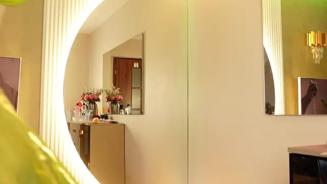 Snapshot of CelesteBailey chatting on October 29, 6:40 am CelesteBailey online show from October 29, 6:40 am