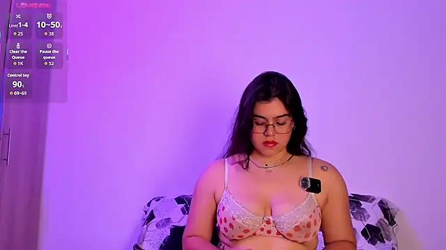 veronica185 online show from April 18, 5:43 am