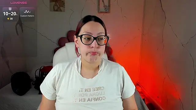 NiickyJones online show from February 11, 10:44 pm