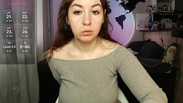 missgenevaonceagain  online show from May 24, 5:39 am