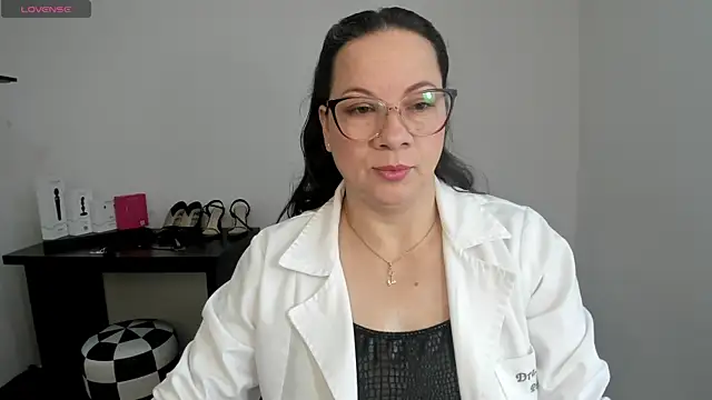 Snapshot of Sex-Psychology chatting on October 6, 8:46 pm Sex-Psychology online show from October 6, 8:46 pm