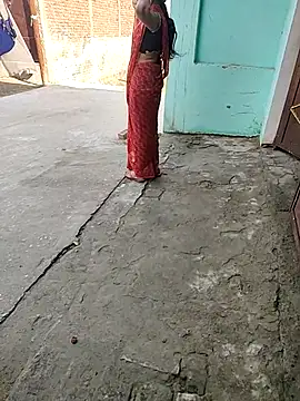 COUPLLE VILLAGE online show from March 2, 3:28 am