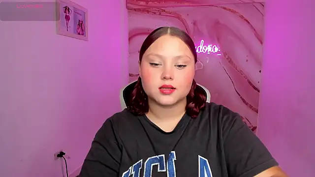 YuliCardona  online show from November 14, 8:53 pm