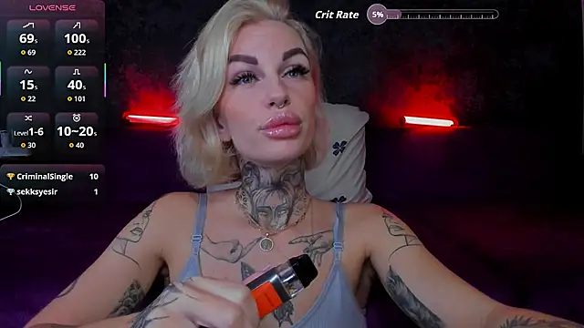 Snapshot of angel_devil_forever chatting on October 10, 11:20 pm angel devil forever online show from October 10, 11:20 pm