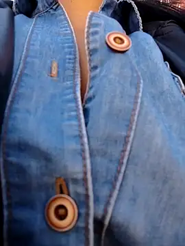 Astrid-- online show from February 27, 3:23 pm