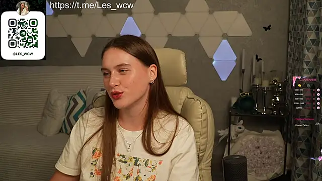 HarleyDeess online show from October 23, 6:58 pm