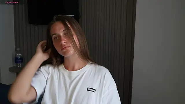 HarleyDeess online show from March 2, 3:06 am