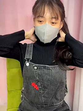 DA-EUN online show from November 2, 3:37 pm