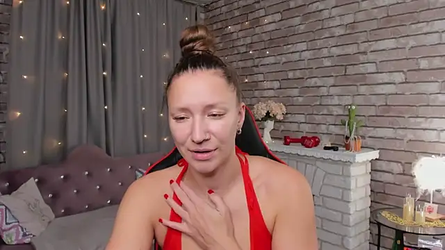 SarahCoksss online show from April 17, 12:35 am