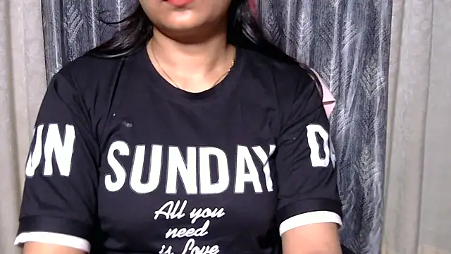 Snapshot of sexy-simmy chatting on September 24, 10:20 pm sexy-simmy online show from September 24, 10:20 pm