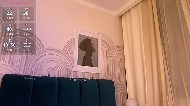 viviann evans online show from December 19, 12:26 am