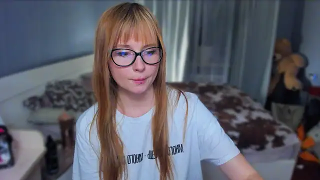 KlementinaBbG online show from October 16, 8:44 pm