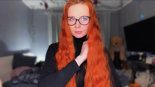 KlementinaBbG online show from March 27, 8:53 pm