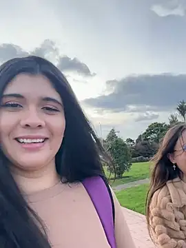 ambar-adaams online show from May 19, 10:28 pm