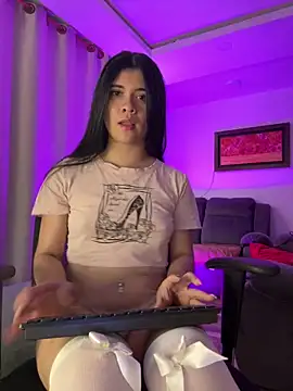 ambar-adaams online show from May 30, 12:52 am
