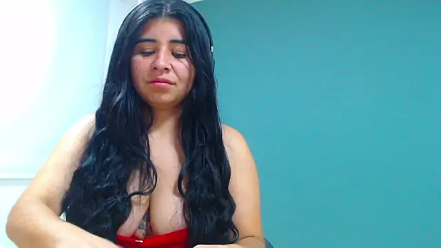 danna- roouss online show from September 22, 5:55 pm