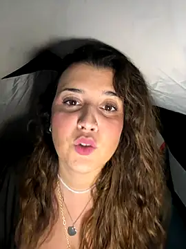 Snapshot of Novababy18 chatting on October 19, 10:12 pm Novababy18 online show from October 19, 10:12 pm