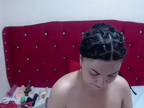 AdaFawxx online show from December 2, 2:57 am