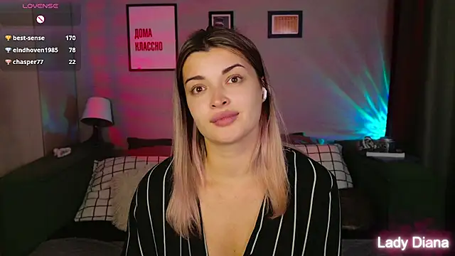 Snapshot of LancasterLady chatting on October 20, 3:04 pm LancasterLady online show from October 20, 3:04 pm