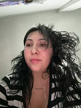 You-kitty2025 online show from April 16, 8:41 pm