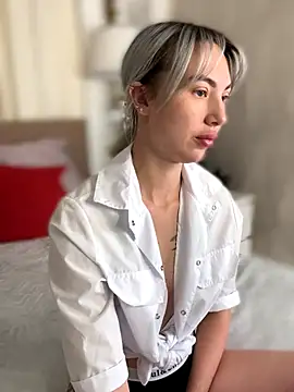 MiaMinx online show from December 14, 11:43 pm