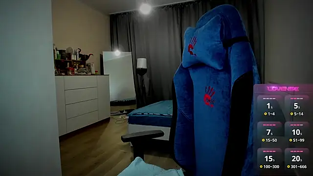 Snapshot of Olivia_Munk chatting on October 11, 5:34 am Olivia Munk online show from October 11, 5:34 am